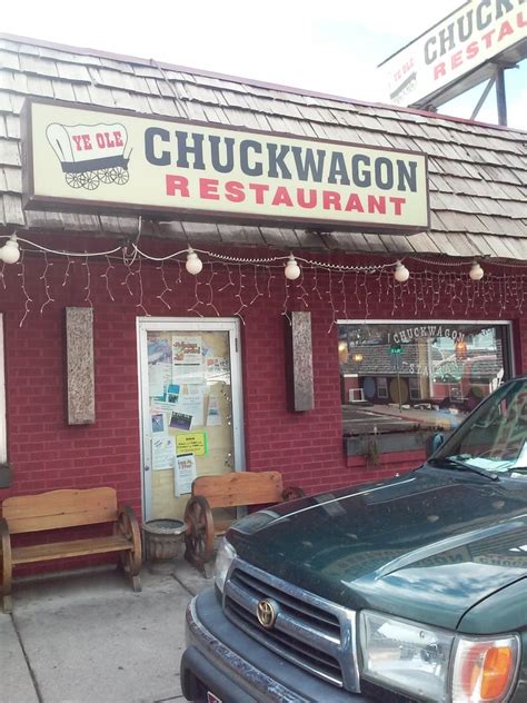 Chuck wagon restaurant - 0.9 miles away from Chuck Wagon Drive-In Julianna M. said "I was so intrigued by this burger joint because they have local, grass-fed meat. I drove passed it quite a few times before finally giving in and just going. 